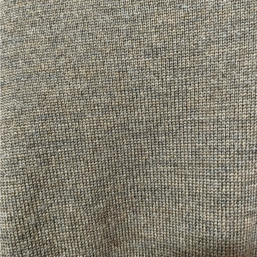 NWT Jos. A. Bank Solid V-Neck Traveler Merino Wool Sweater Size L - Picture 6 of 8